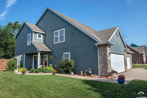 2335 Surrey Dr, Lawrence, KS, 66046-5542 | Card Image