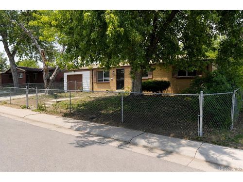8901 Hunter Way, Westminster, CO, 80031-3391 | Card Image