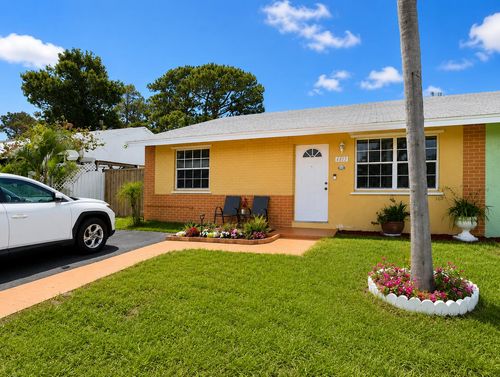 4815 Gladiator Cir, Greenacres, FL, 33463-5334 | Card Image