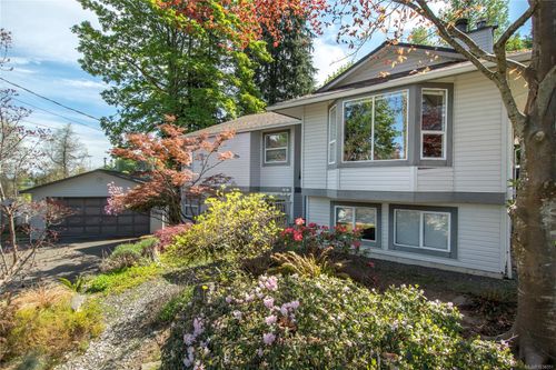 1861 Aspen Way, Campbell River, BC, V9W6Y6 | Card Image