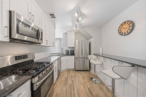 2706 Lighthouse Ln, Parlin, NJ, 08859-2427 | Card Image