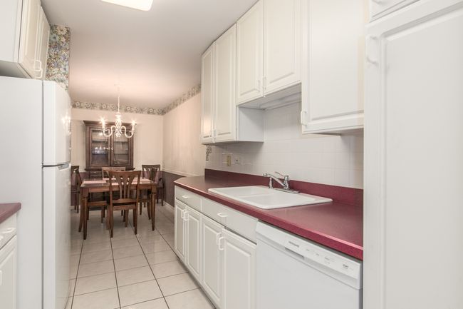 APT-1H - 400 Ascot Dr, Condo with 2 bedrooms, 2 bathrooms and 1 parking in Park Ridge IL | Image 11