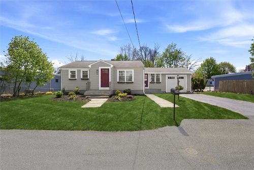 24 Hamilton St, Cumberland, RI, 02864-6308 | Card Image