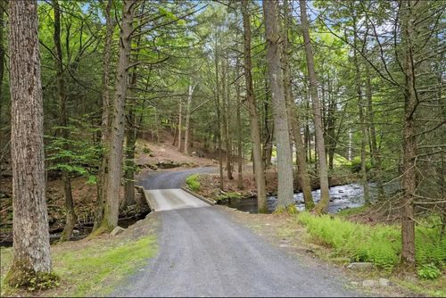 367 Black Forest Rd, Glen Spey, NY, 12737-8519 | Card Image