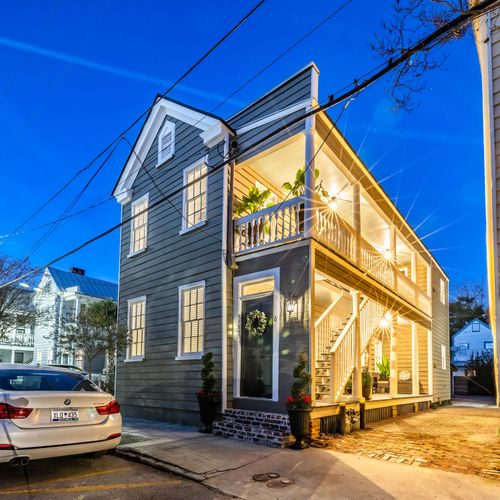 6 Ashe St, Charleston, SC, 29403-6831 | Card Image