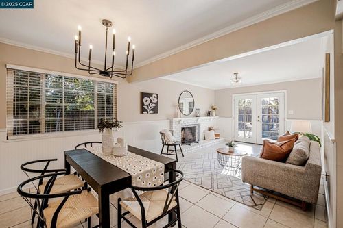 1498 Delaware Dr, Concord, CA, 94521-4017 | Card Image