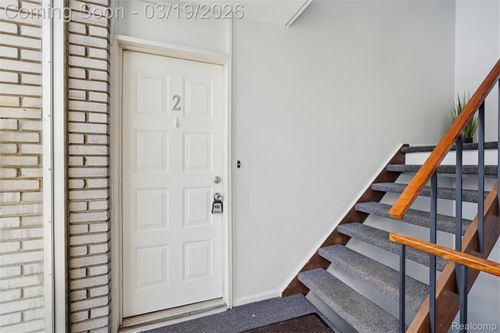 apt-j2-4030 W 13 Mile Rd, Royal Oak, MI, 48073-6638 | Card Image