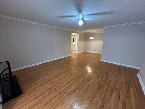 1016 Wingate Way, Atlanta, GA, 30350-4992 | Card Image