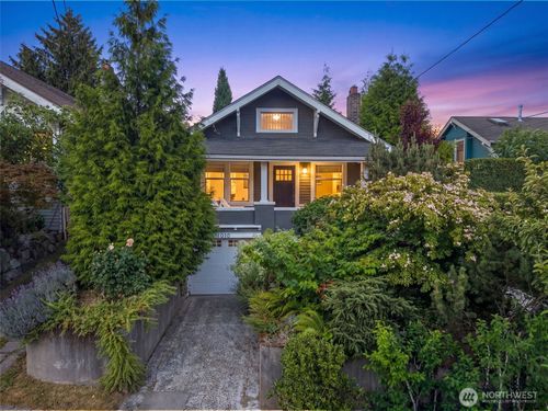 4010 Ashworth Ave N, Seattle, WA, 98103-8146 | Card Image