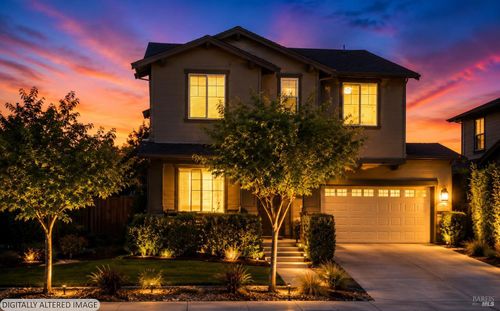 1605 Country Manor Dr, Santa Rosa, CA, 95403-8619 | Card Image