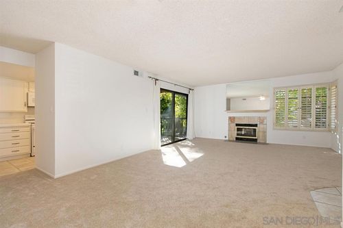 3541 Voyager Cir, San Diego, CA, 92130-1851 | Card Image