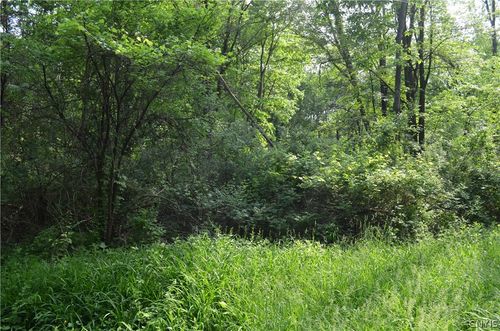 9 Cedar Dr, Albany, NY, 12205-4310 | Card Image