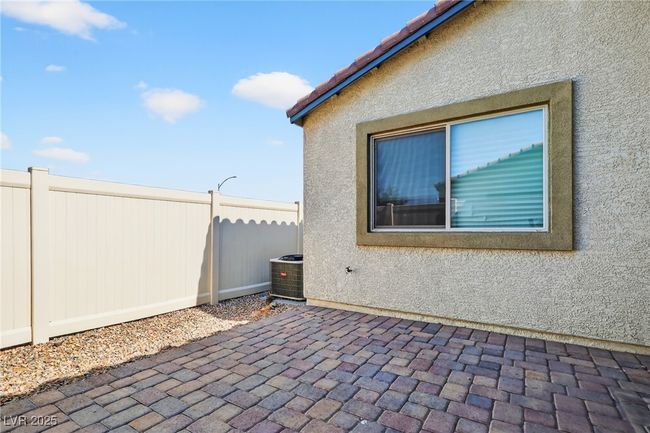2175 Limestone Cove Ct, Townhouse with 3 bedrooms, 2 bathrooms and null parking in Laughlin NV | Image 19