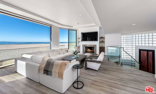 3461 Ocean Dr, OXNARD, CA, 93035-4368 | Card Image