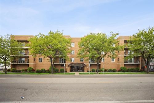 unit-206-7414 W Irving Park Rd, Norridge, IL, 60706-2159 | Card Image