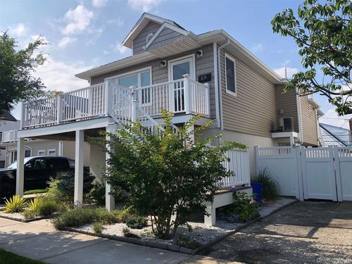 439 Market E, Long Beach, NY, 11561 | Card Image
