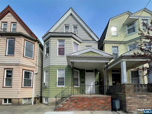 16 Ann St, Harrison, NJ, 07029-1812 | Card Image