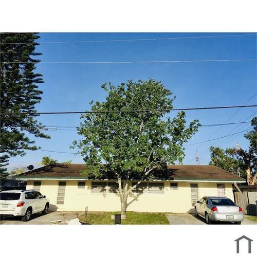 1212 N 58th Ave, Hollywood, FL, 33021-5122 | Card Image