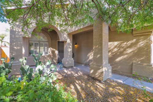 4208 E Tether Trail, Phoenix, AZ, 85050 | Card Image