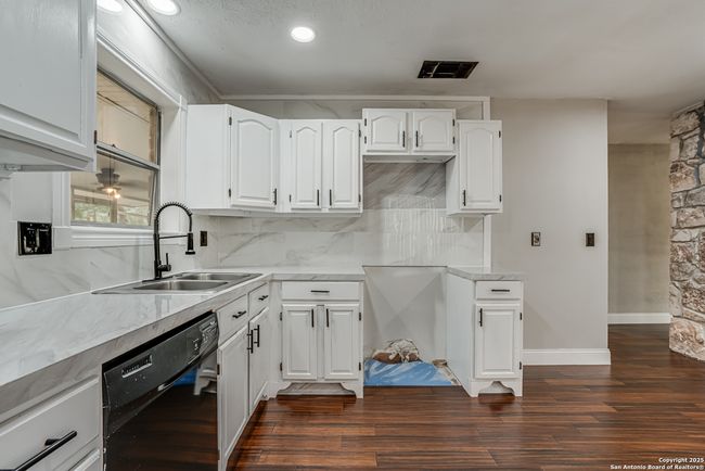 3330 Turnabout Loop, House other with 3 bedrooms, 2 bathrooms and null parking in Schertz TX | Image 12