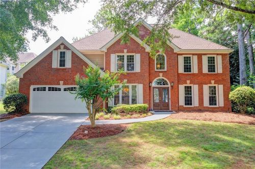 315 Willow Crescent Way, Johns Creek, GA, 30022-5670 | Card Image