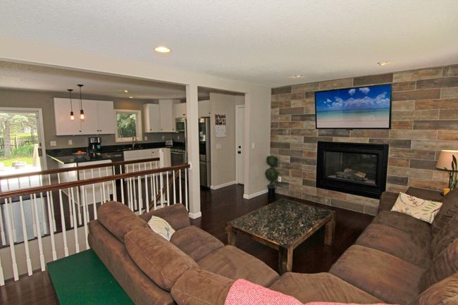 Living room. | Image 12