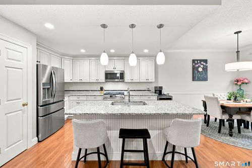 46-46 Bridlewood Ln, Vernon, CT, 06066-4558 | Card Image