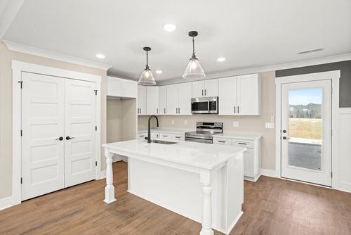 237 Copperas Creek Rd, Tullahoma, TN, 37388-5246 | Card Image