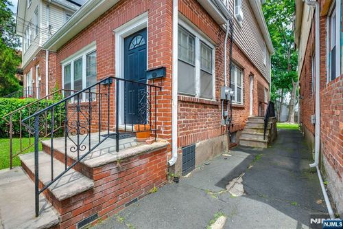 278 High St, Hackensack, NJ, 07601-2710 | Card Image