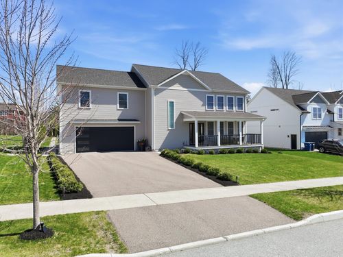 214 Chloe Cir, Williston, VT, 05495-5357 | Card Image