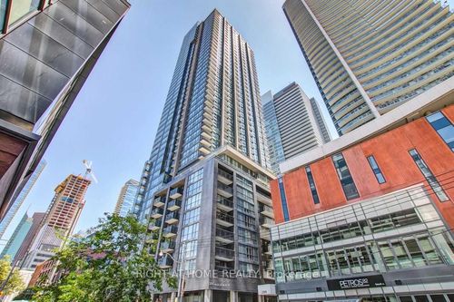 624-295 Adelaide St W, Toronto, ON, M5V0L4 | Card Image