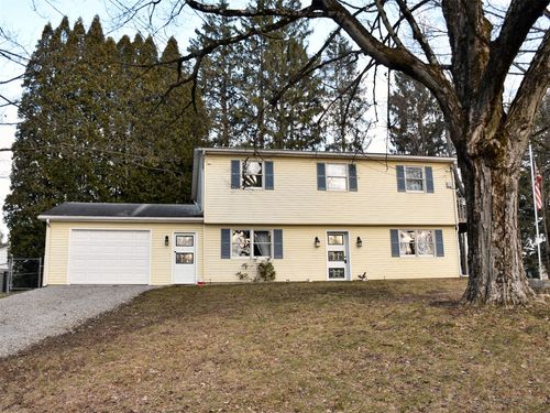11868 Oakmere Pl, Conneaut Lake, PA, 16316-4034 | Card Image