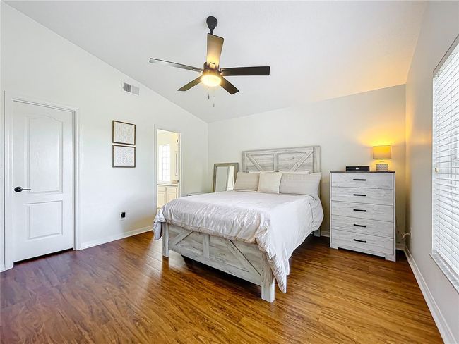 865 Scenic View Cir, House other with 3 bedrooms, 2 bathrooms and null parking in Minneola FL | Image 18