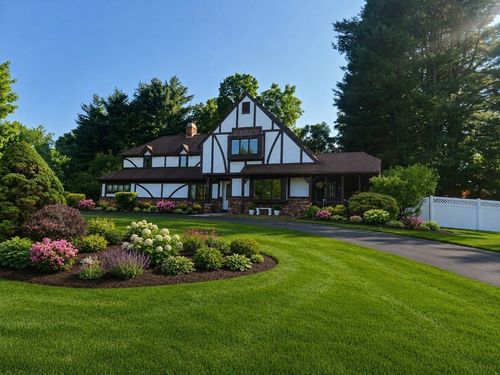 35 Cross Meadow Rd, East Longmeadow, MA, 01028-2643 | Card Image