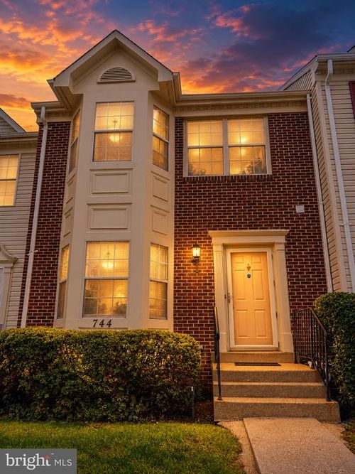 744 Faraway Ct, Bowie, MD, 20721-1823 | Card Image