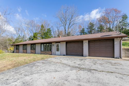 5700 E Lee Rd, Hartsburg, MO, 65039-9140 | Card Image