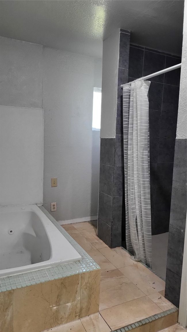 109 Cimarron Ln, House other with 3 bedrooms, 2 bathrooms and null parking in Arlington TX | Image 19