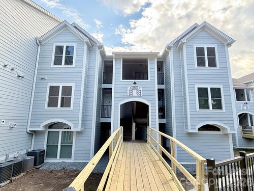 apt-203-18801 Nautical Dr, Cornelius, NC, 28031-8030 | Card Image