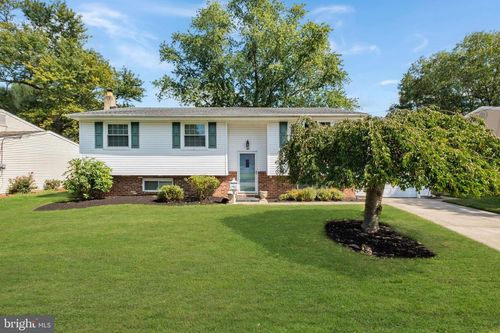 33 Estate Rd, LUMBERTON, NJ, 08048-3419 | Card Image