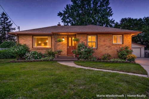 2745 Rockwood Ct, Wyoming, MI, 49519-2314 | Card Image
