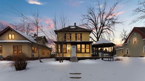 417 Becker Ave Se, Willmar, MN, 56201-3614 | Card Image