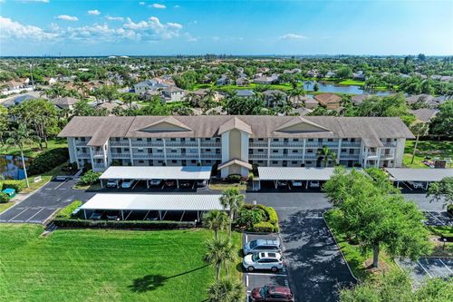 apt-303-7201 29th Avenue Dr W, BRADENTON, FL, 34209-5389 | Card Image