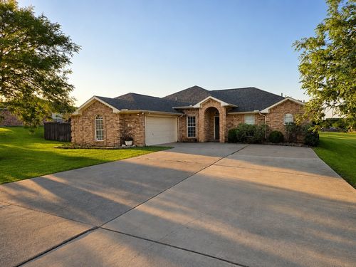 105 Hillside Dr, Celina, TX, 75009-6307 | Card Image