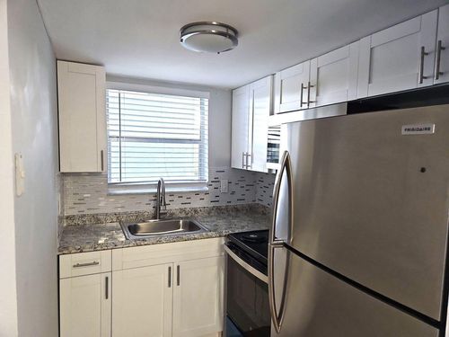 16-665 Glouchester Street, Boca Raton, FL, 33487 | Card Image