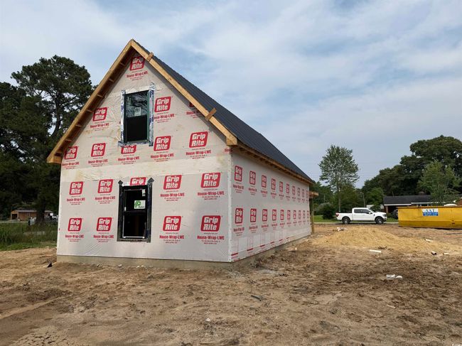 402 S Magnolia Ave, House other with 3 bedrooms, 3 bathrooms and 5 parking in Andrews SC | Image 5