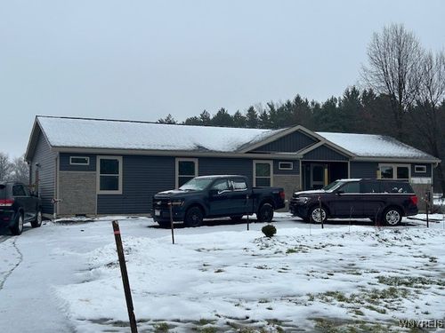 174 Chautauqua Street, Pomfret, NY, 14063 | Card Image