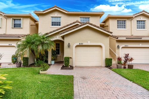 8121 Mulligan Cir, Port St Lucie, FL, 34986-3309 | Card Image
