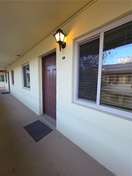 60-400 Oakridge Blvd, Daytona Beach, FL, 32118-3900 | Card Image