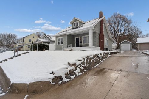 1207 W Michigan Ave, Jackson, MI, 49202-4124 | Card Image