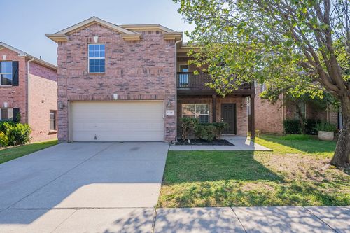 5224 Mirror Lake Dr, Haltom City, TX, 76117-1325 | Card Image